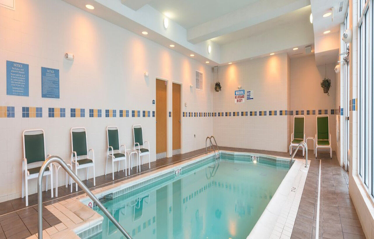 Holiday Inn Aurora North - Naperville By Ihg Ngoại thất bức ảnh